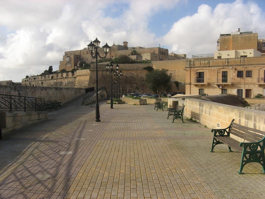 Valletta Gateway Maisonette Lägenhet Exteriör bild